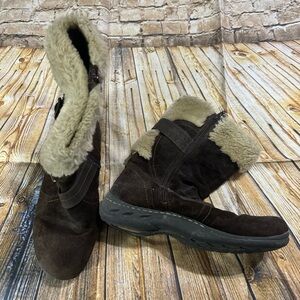 Earth Spirit Brigitte Womens Size 10 Brown Suede Side Zip Faux Fur Lined Boots
